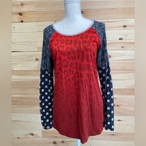 Casa Lee woman’s Top